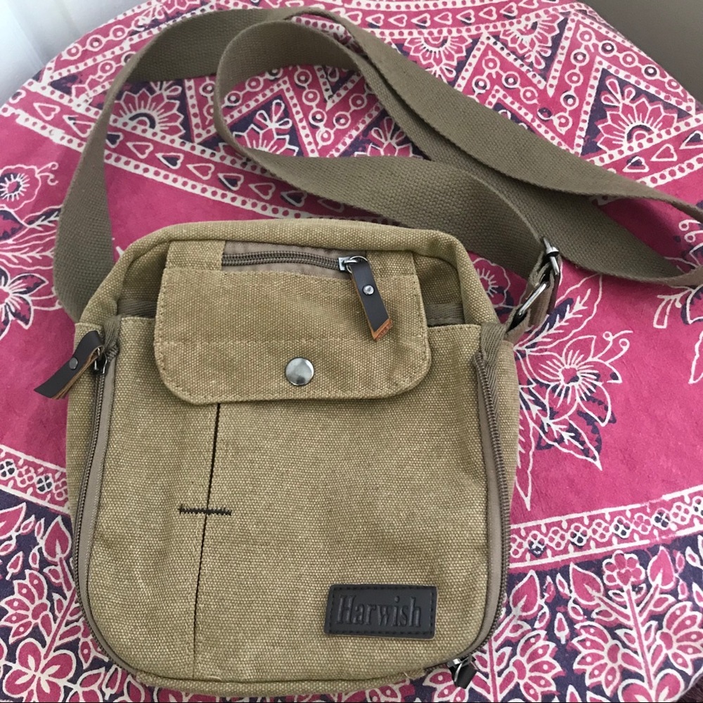 Harwish Canvas Crossbody Bag
